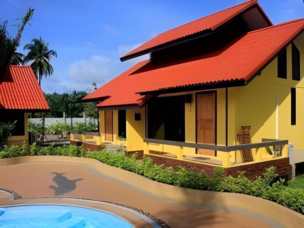 Tanisa Resort Csumphon Kültér fotó