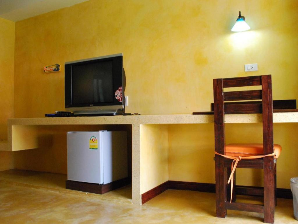 Tanisa Resort Csumphon Kültér fotó