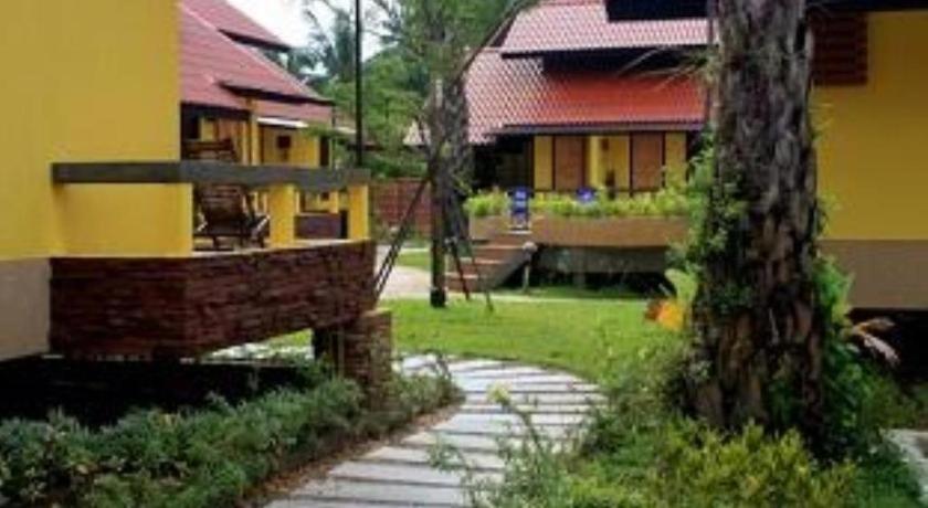 Tanisa Resort Csumphon Kültér fotó