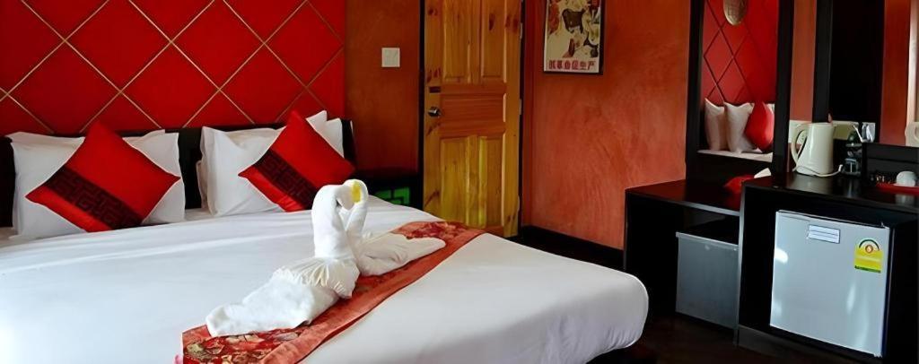 Tanisa Resort Csumphon Kültér fotó
