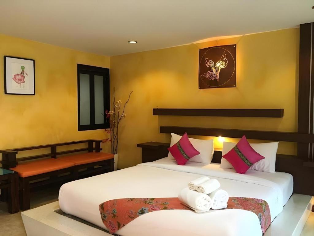 Tanisa Resort Csumphon Kültér fotó