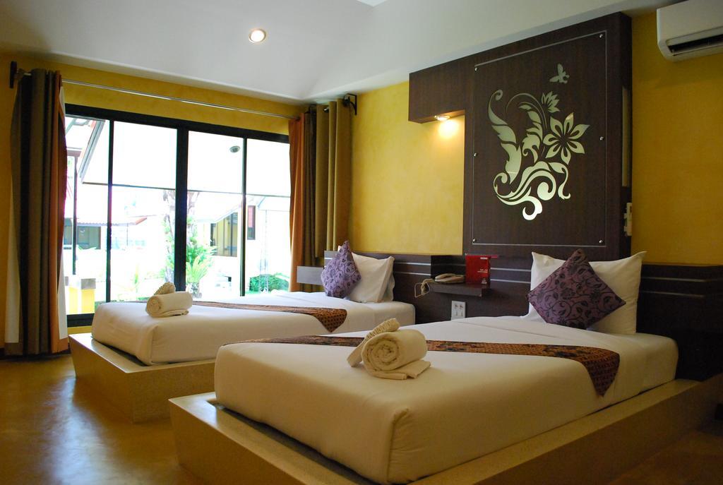 Tanisa Resort Csumphon Kültér fotó