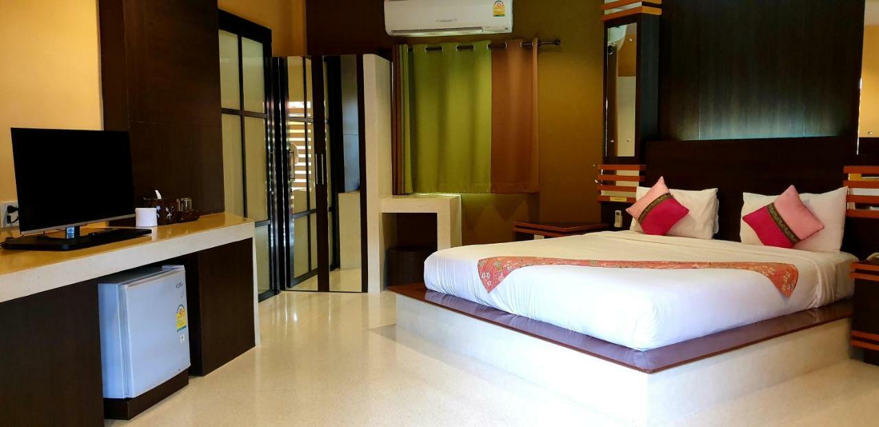 Tanisa Resort Csumphon Kültér fotó